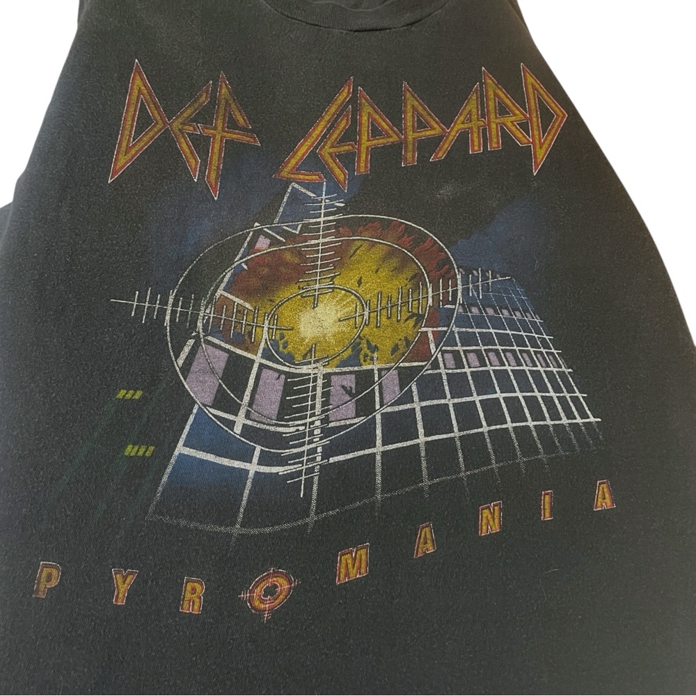 Vintage Def Leppard Shirt Pyromania Rock Till You Drop Tour 1983 Tour - Picture 8 of 13